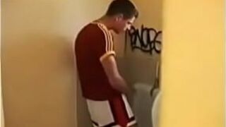 TWINK MASTURBATING - porn video