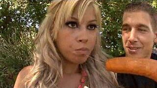 Deep throat picnic fun - porn video