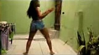 THAYSA MARAVILHA dancing sensual - porn video