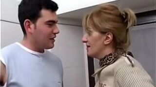 Mature Craves For A Hard Cock - porn video