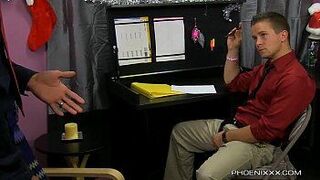 Working for that Christmas Bonus - porn video