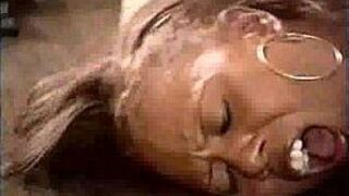 Black bitch does a lot for a job - porn video