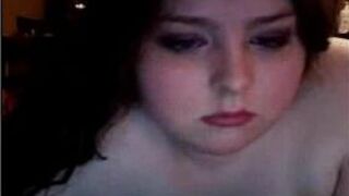 Hot Fat Girl Masturbates on CAM - porn video