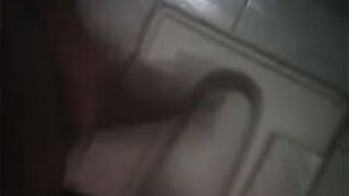 Wife gives below job her husband in wash room - porn video